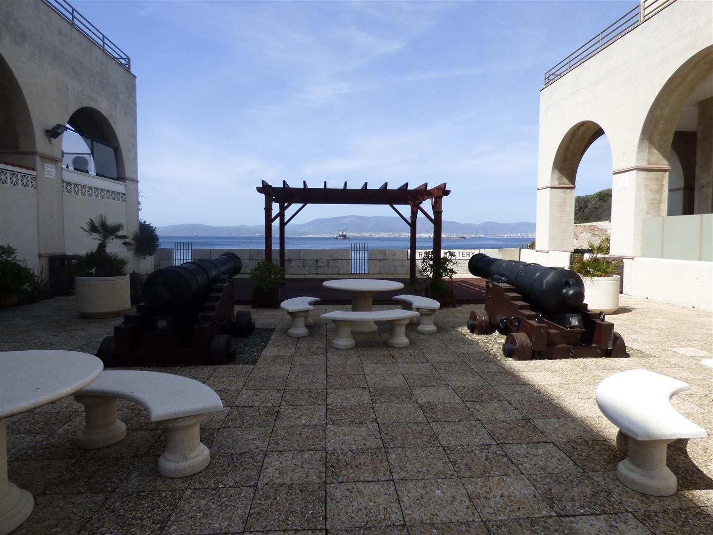 Image of Apartment - 3 Bedrooms - 2 Bathrooms for Sale in Rosia Plaza-Gibraltar, Image 14